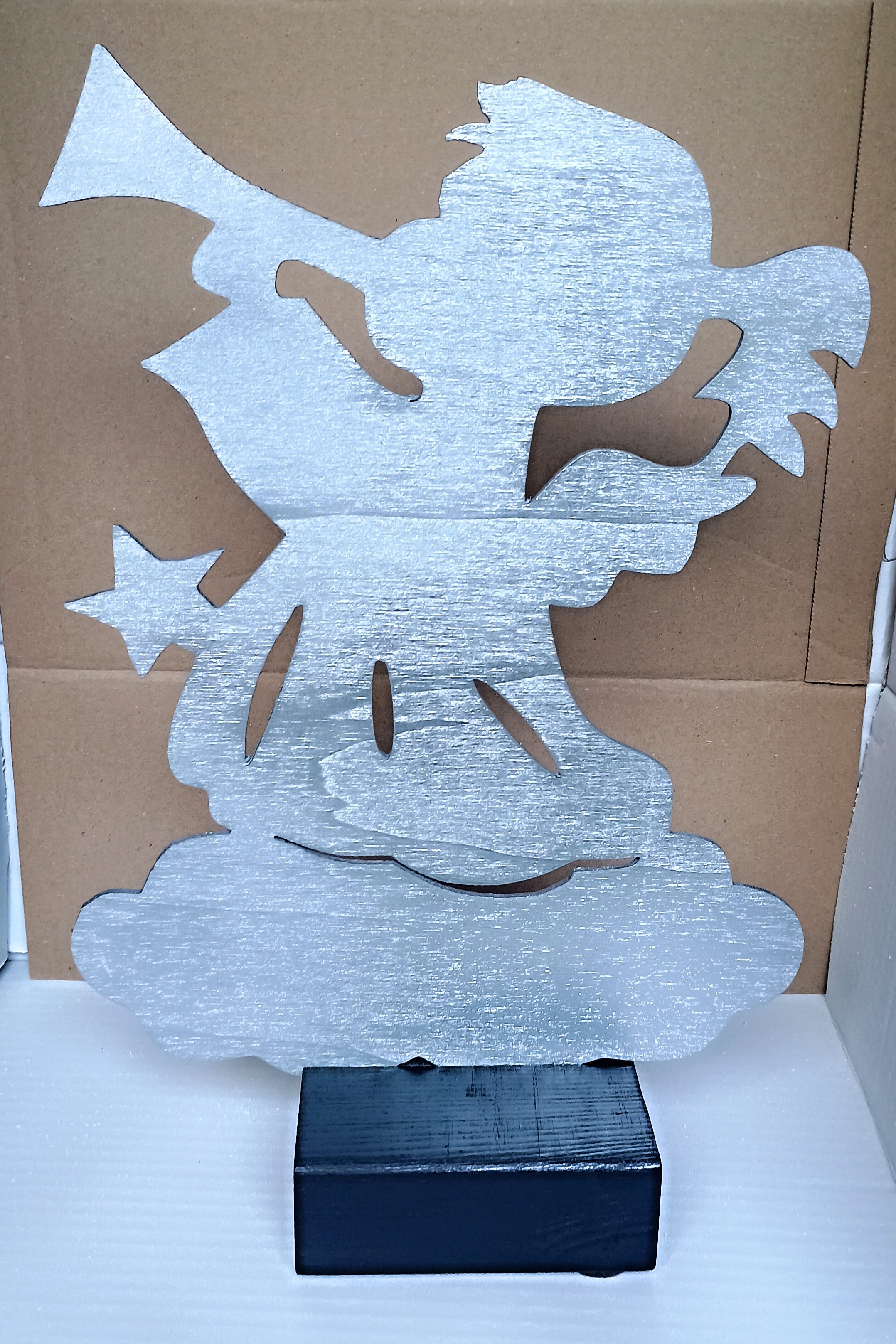 Anděl stříbrný s podstavcem  výška ca 40cm
