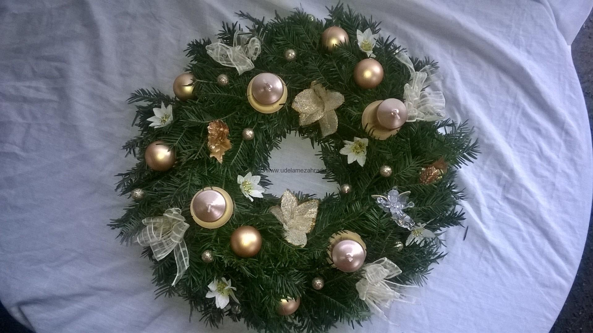 Adventní věnec zlatý přírodní