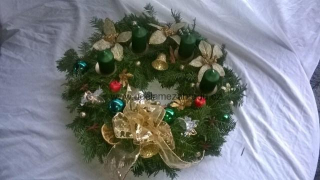 Adventní věnec zeleno - zlatý