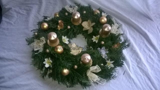 Adventní věnec zlatý přírodní